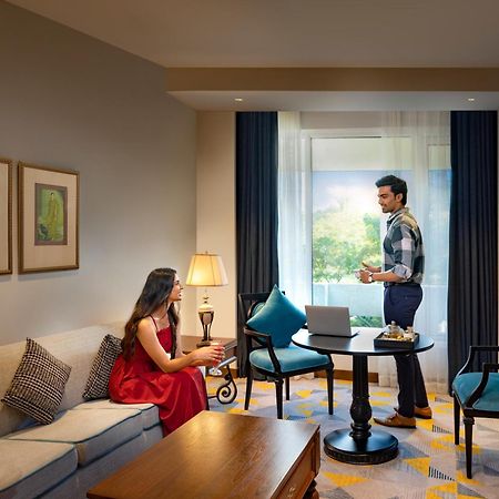 Welcomhotel By Itc Hotels, Cathedral Road, Chennai Exterior photo