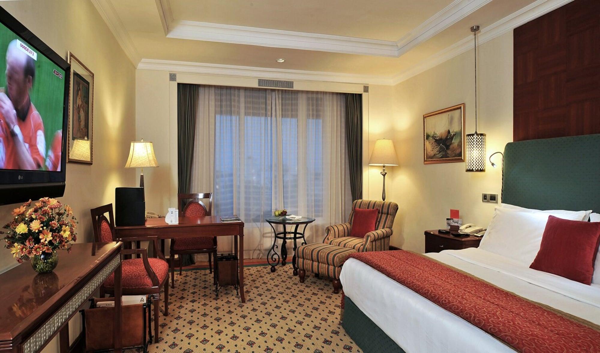 Welcomhotel By Itc Hotels, Cathedral Road, Chennai Exterior photo