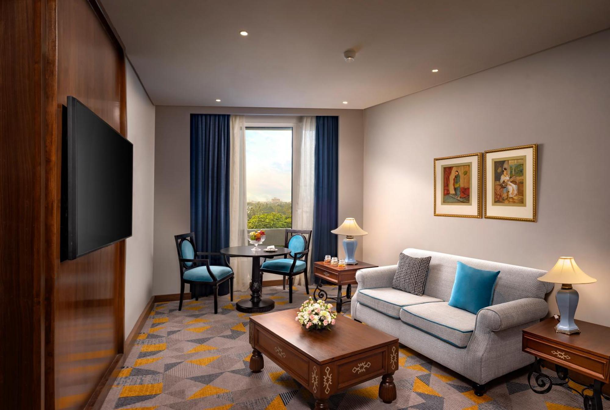 Welcomhotel By Itc Hotels, Cathedral Road, Chennai Exterior photo